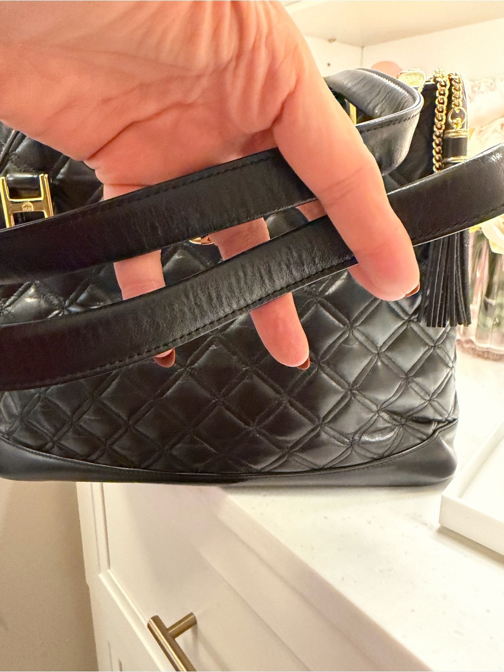 MCM EUC Black Quilted Leather Shoulder Bag with Gold Accents A4299 - Picture 16 of 16